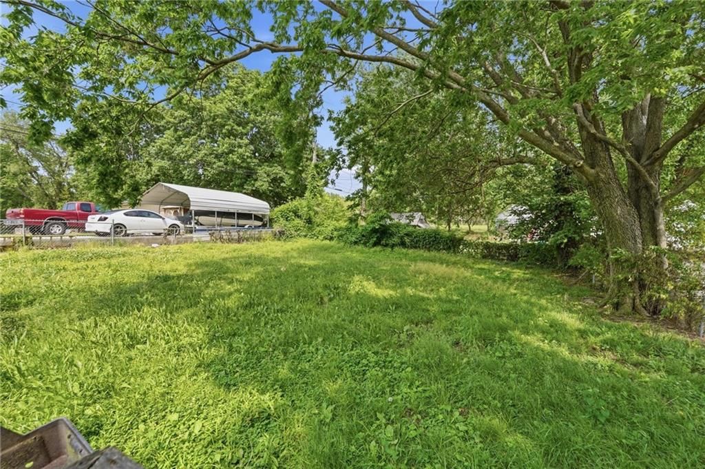 2507 N 47th Street — photo 41