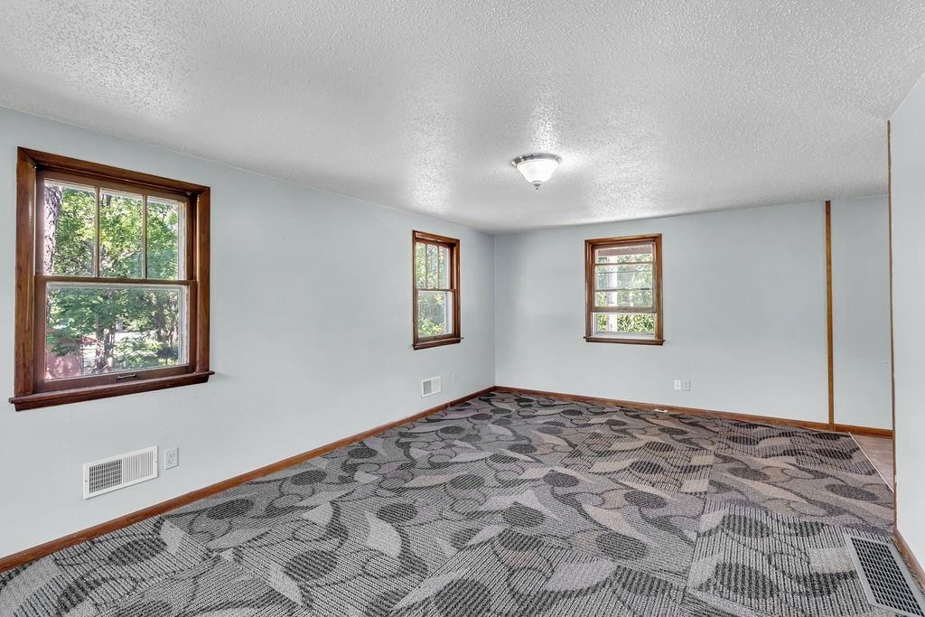 10508 Kentucky Avenue — photo 31