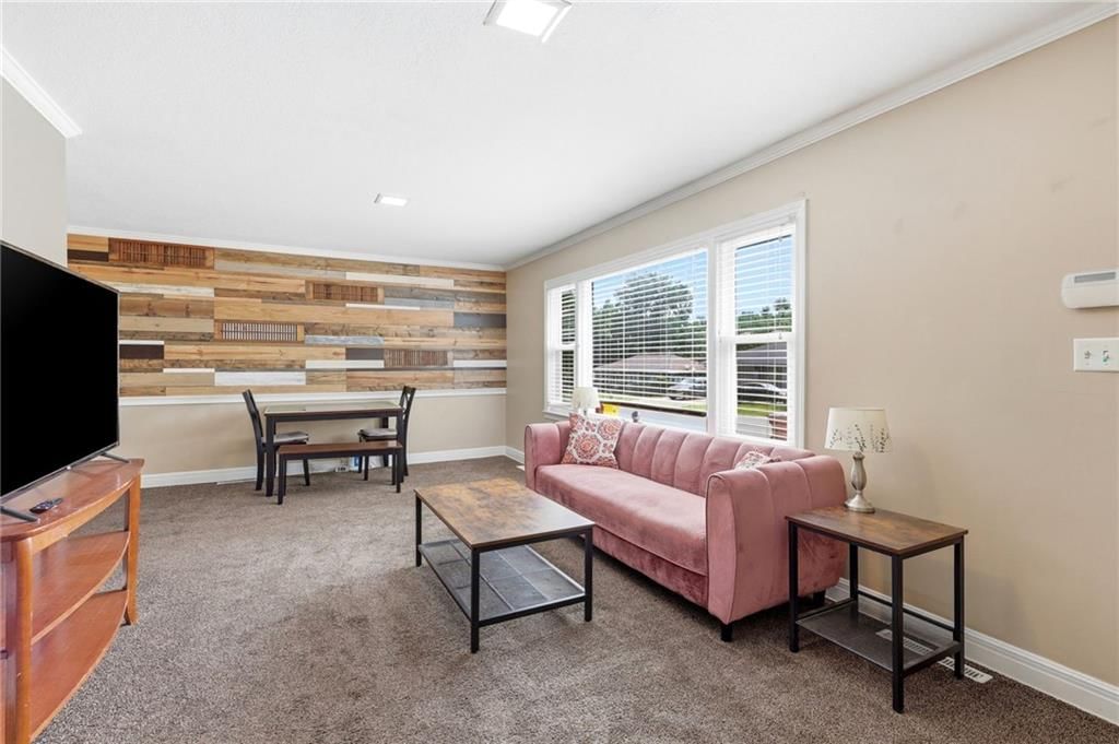 3412 S Crisp Avenue — photo 3