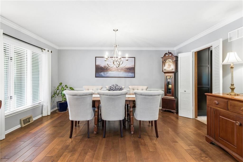 301 S Stevenson Street — photo 14