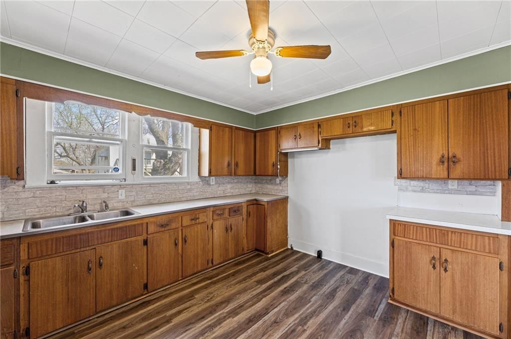 702 N Kentucky Street — photo 11