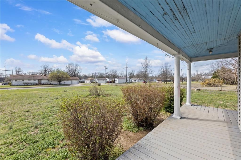 702 N Kentucky Street — photo 25