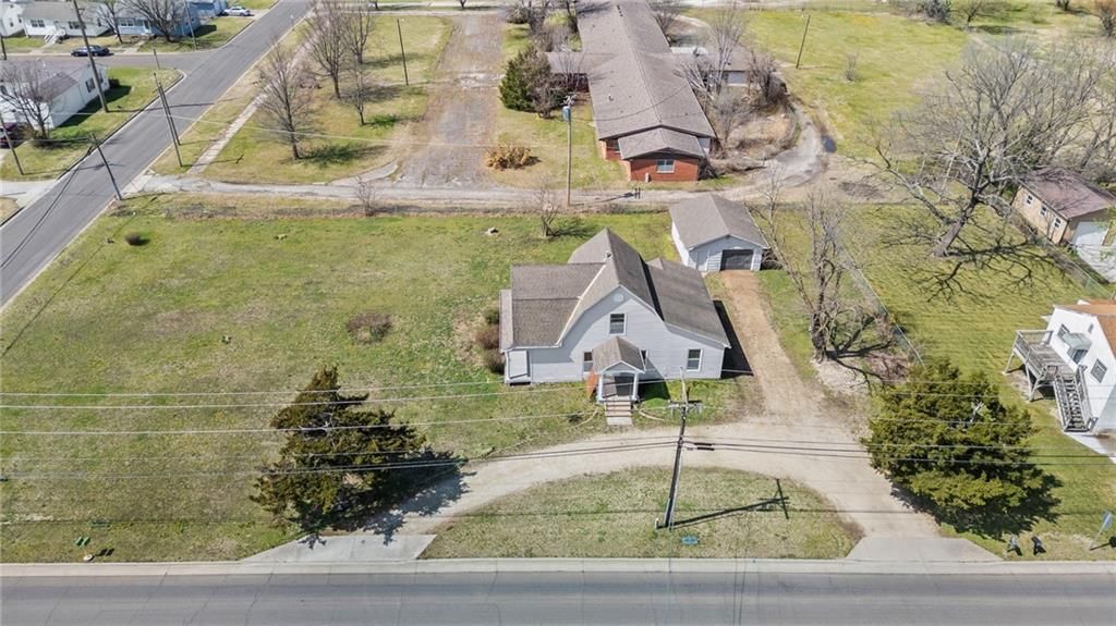 702 N Kentucky Street — photo 39