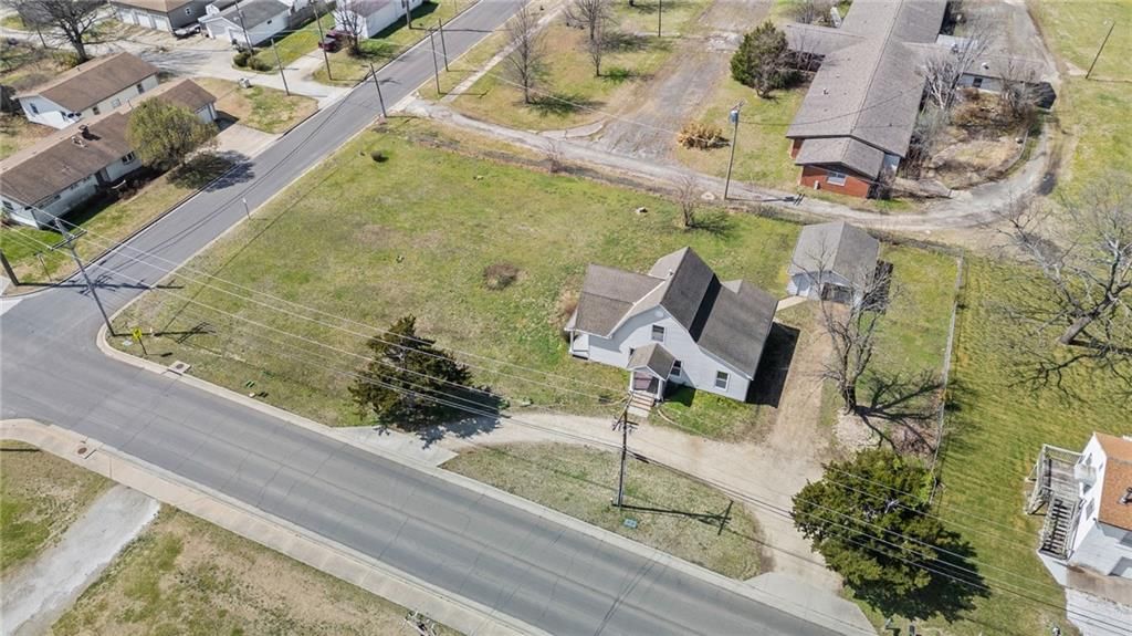 702 N Kentucky Street — photo 40
