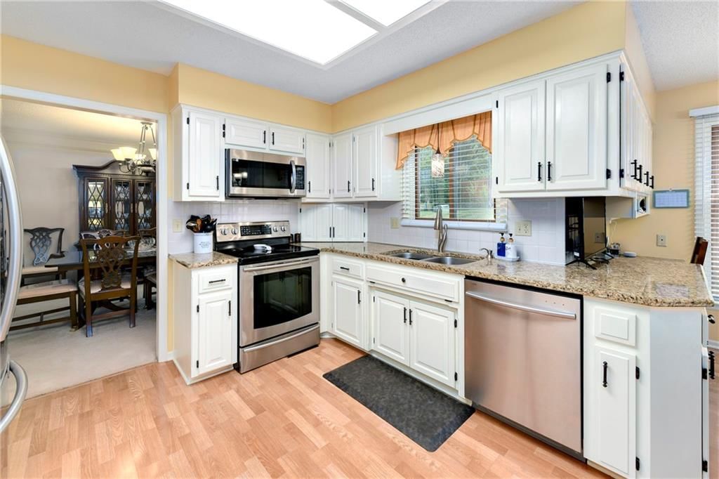 2508 NW Bent Tree Circle — photo 10