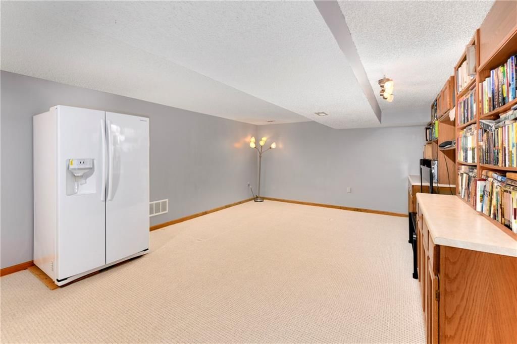 2508 NW Bent Tree Circle — photo 38