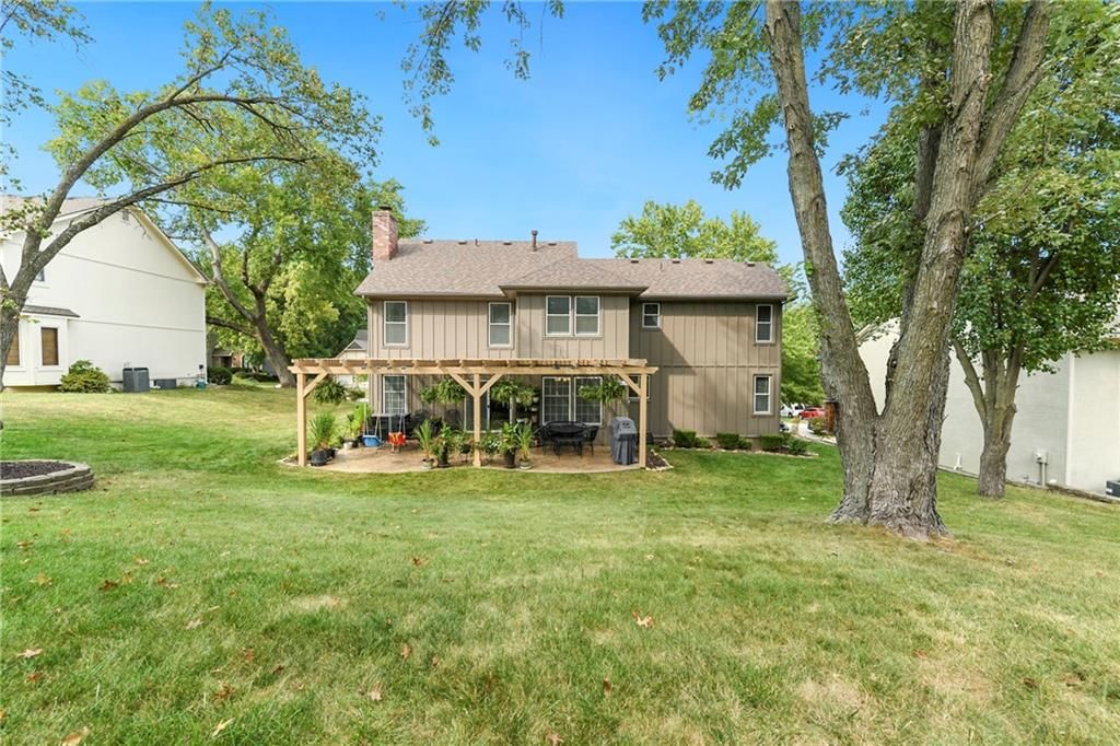 2508 NW Bent Tree Circle — photo 40