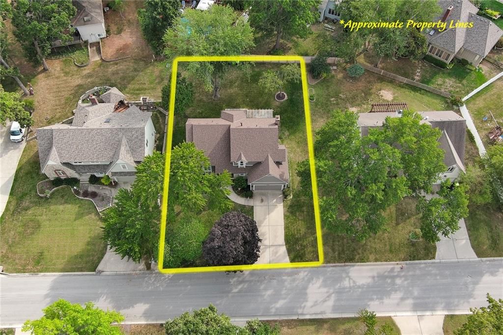 2508 NW Bent Tree Circle — photo 51