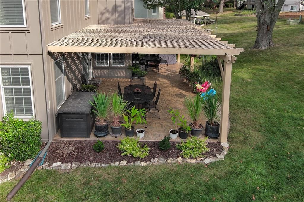 2508 NW Bent Tree Circle — photo 55