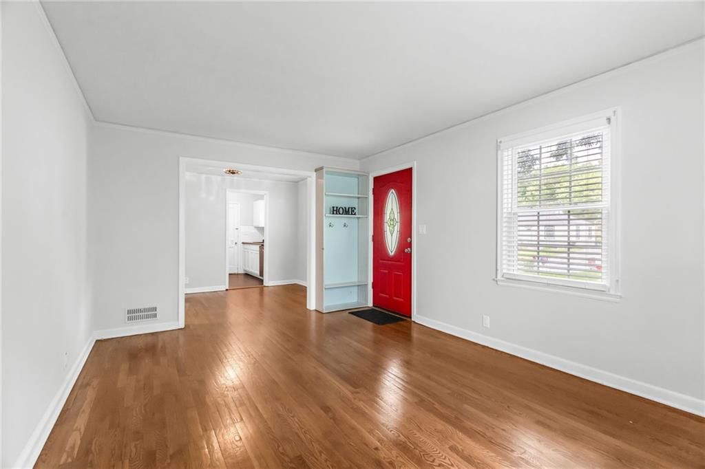 515 NE Greenfield Road — photo 4