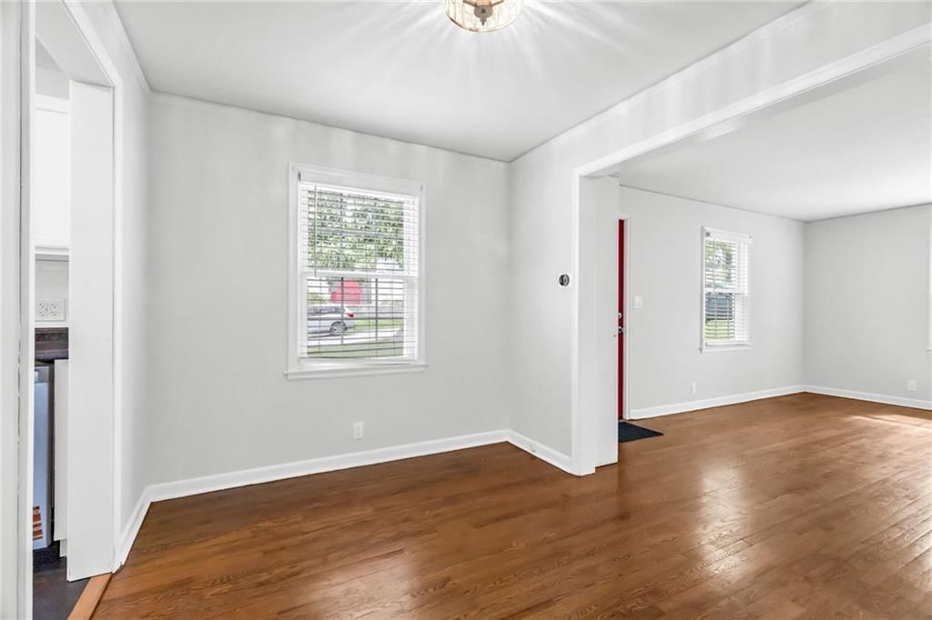 515 NE Greenfield Road — photo 7