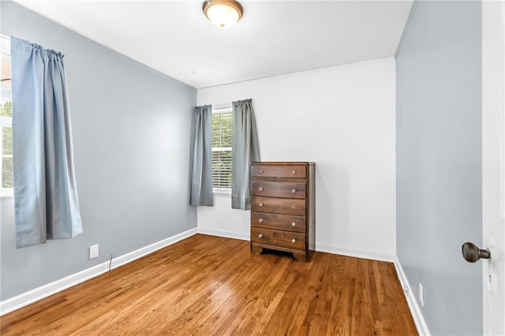 515 NE Greenfield Road — photo 15