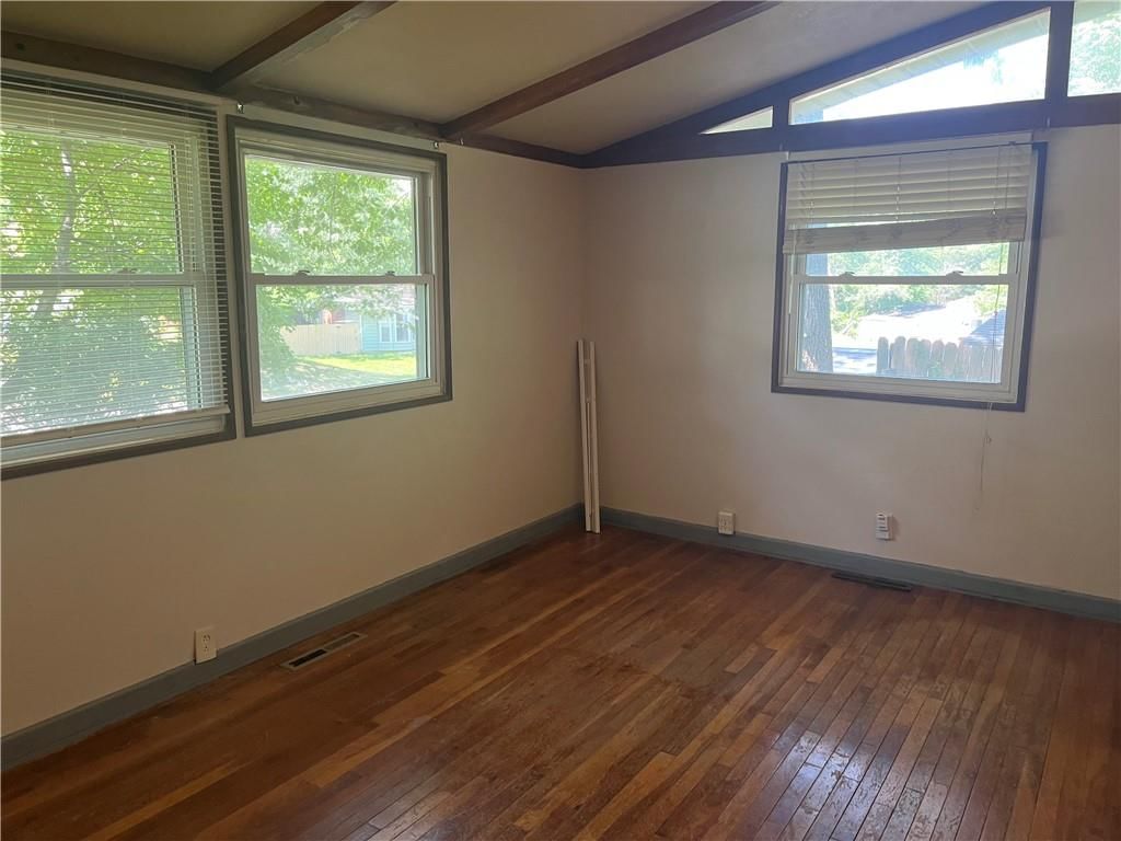 5703 N Euclid Avenue — photo 9