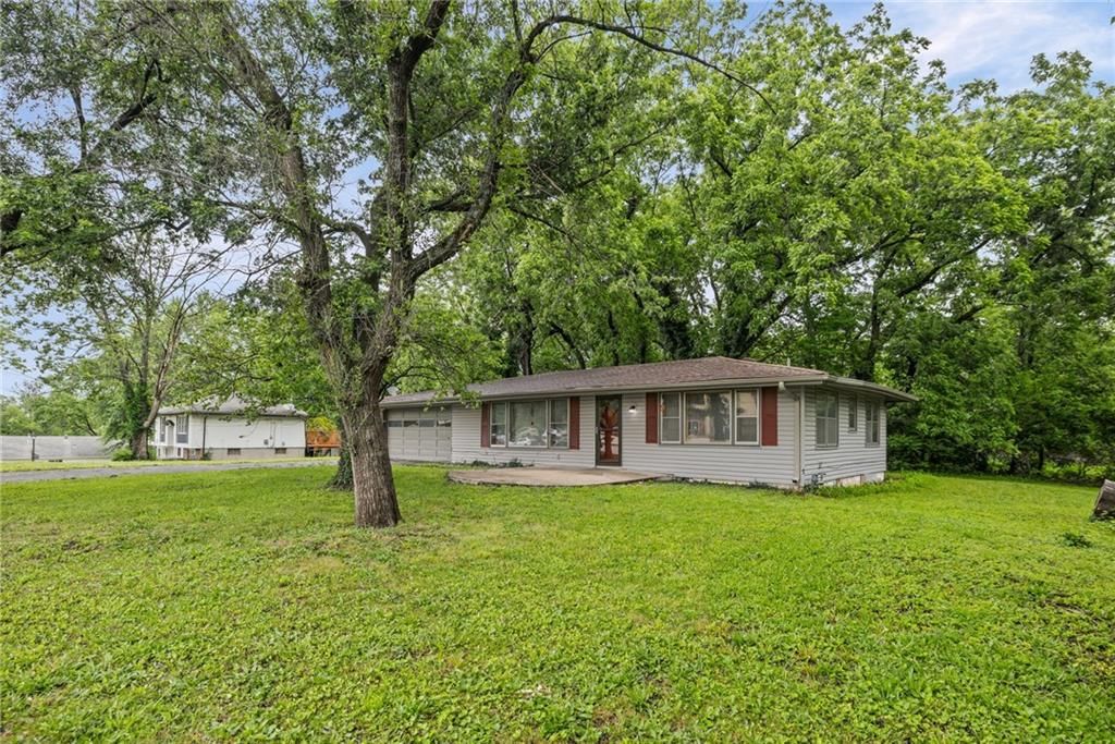 11517 Greenwood Street — photo 2