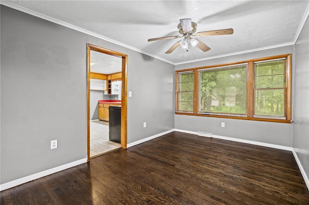 11517 Greenwood Street — photo 9