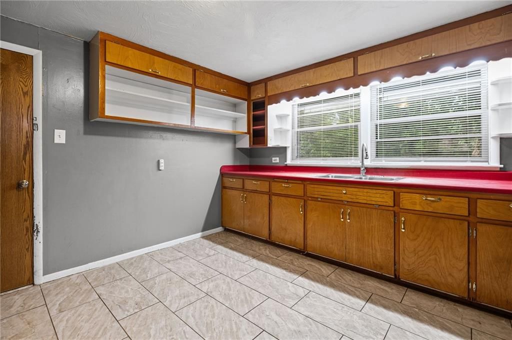 11517 Greenwood Street — photo 14