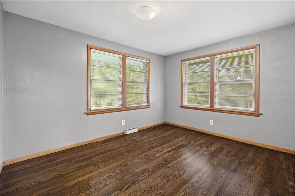 11517 Greenwood Street — photo 17