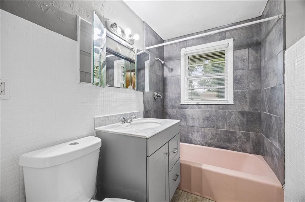 11517 Greenwood Street — photo 18