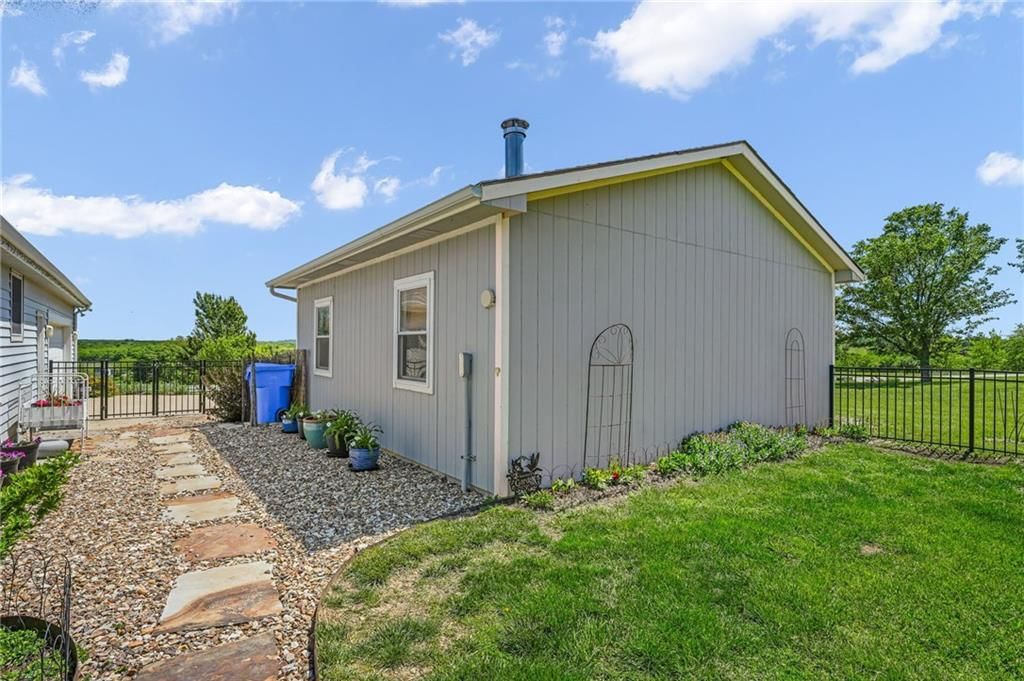 540 N 711 Road — photo 81