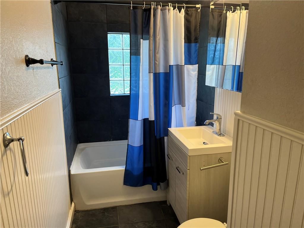 4208 N Brighton Avenue — photo 4