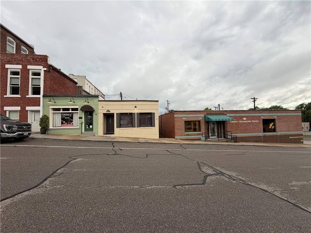 11 W FRANKLIN Street — photo 4