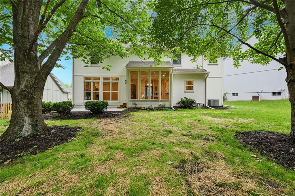 5307 Greenwood Street — photo 42