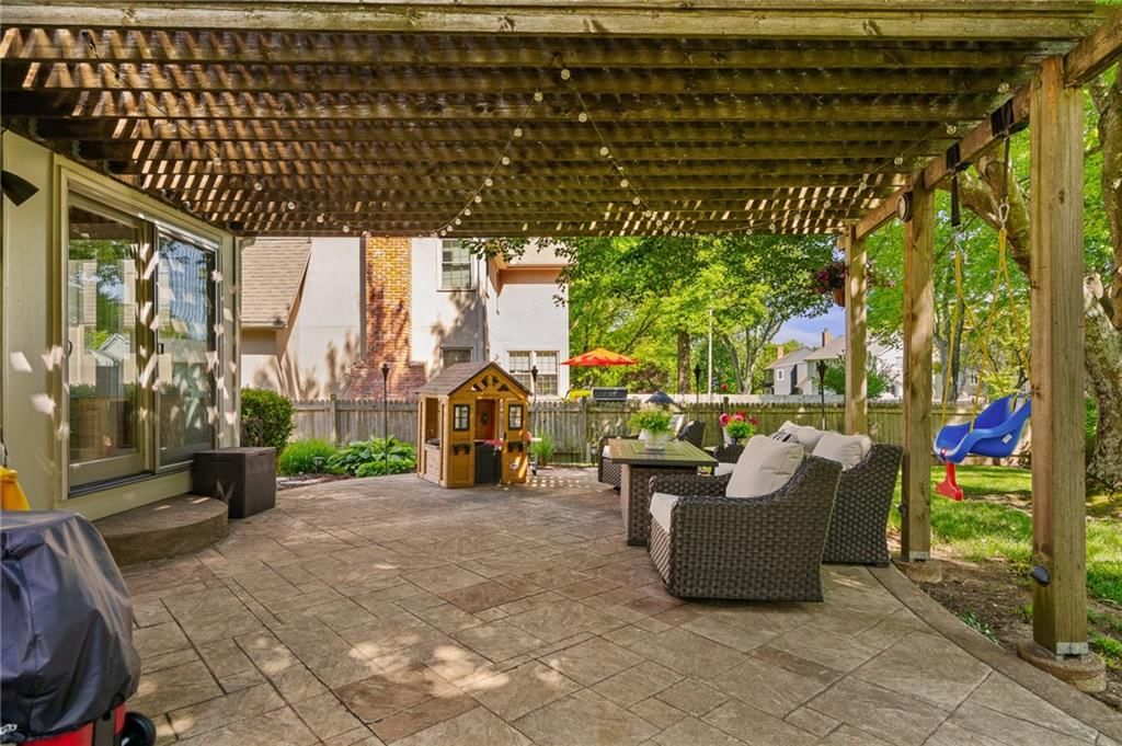9613 W 123rd Street — photo 4