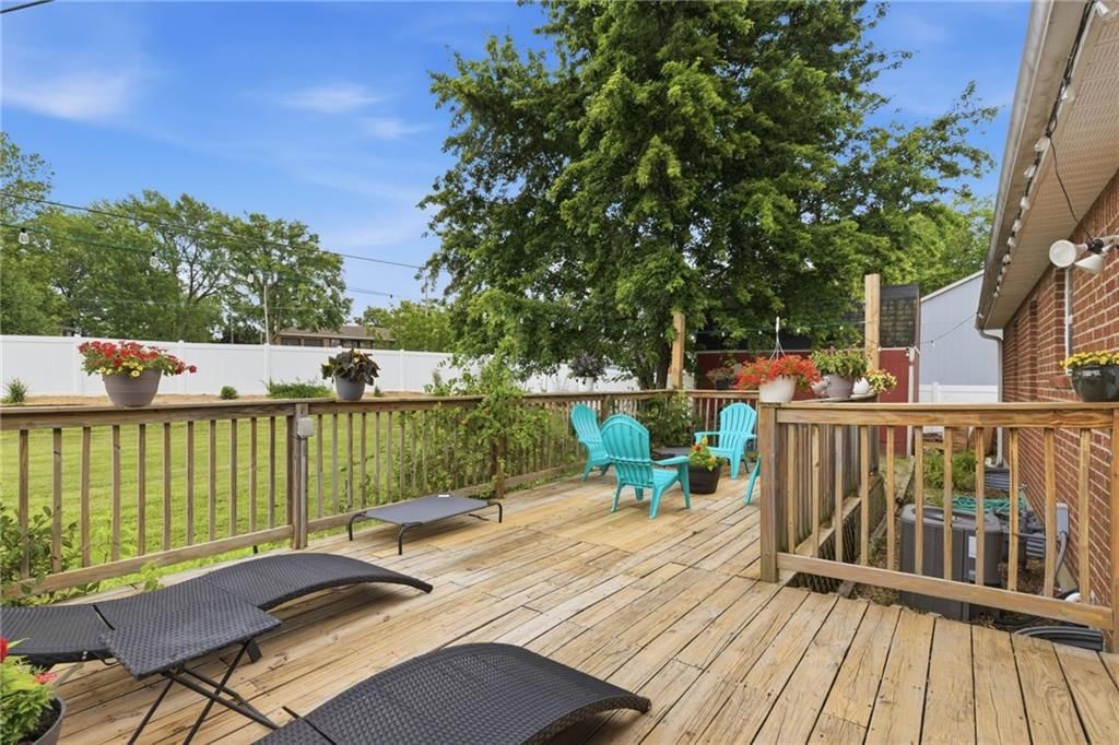 105 S Village Terrace — photo 28