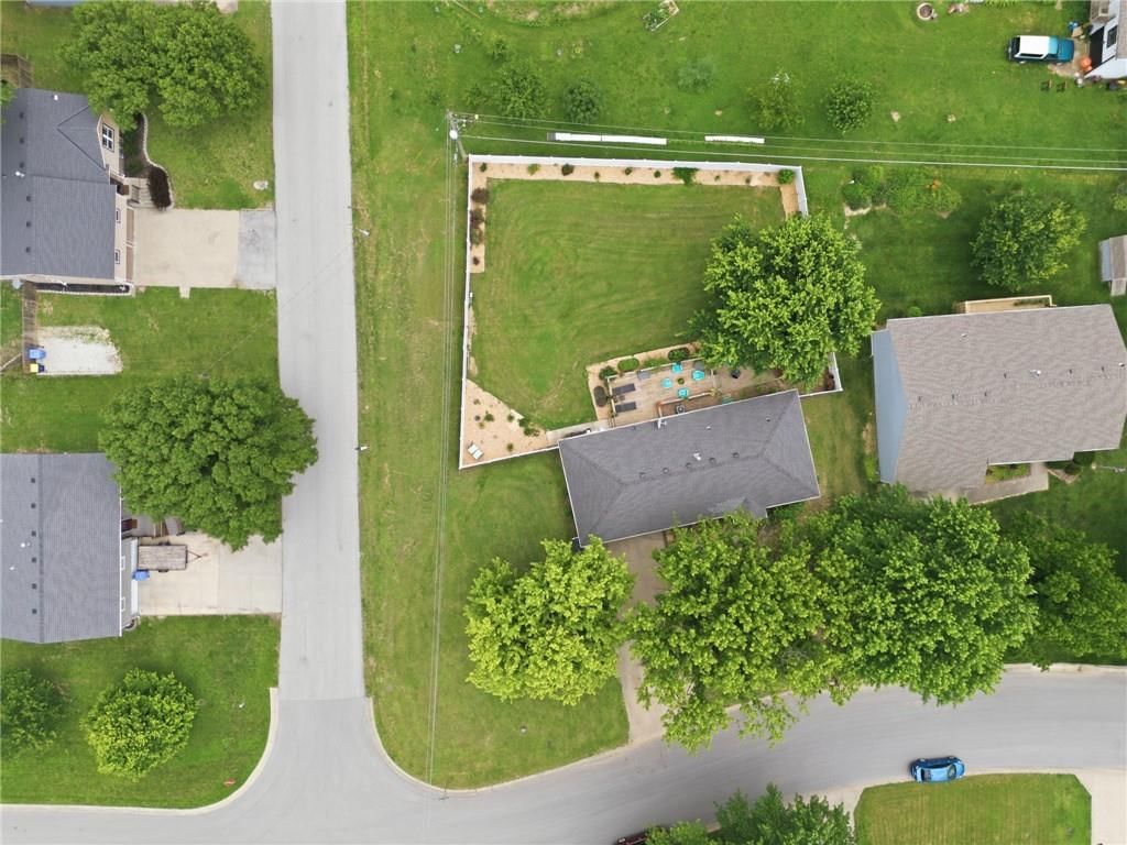 105 S Village Terrace — photo 34