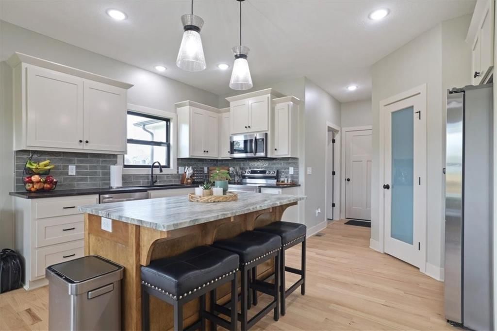 2210 Piedmont Place — photo 17