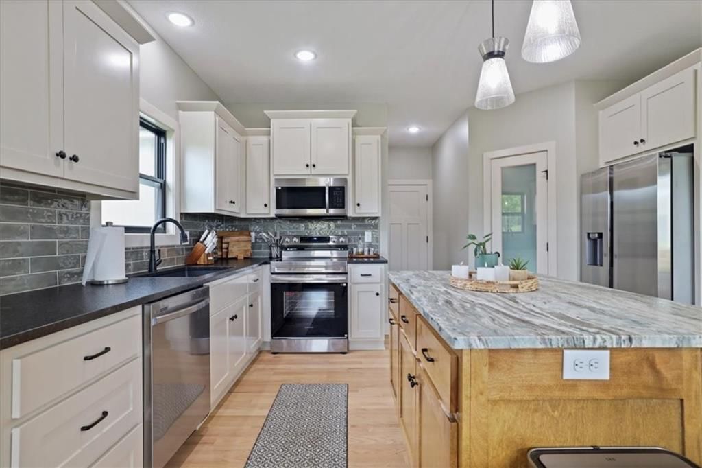 2210 Piedmont Place — photo 18