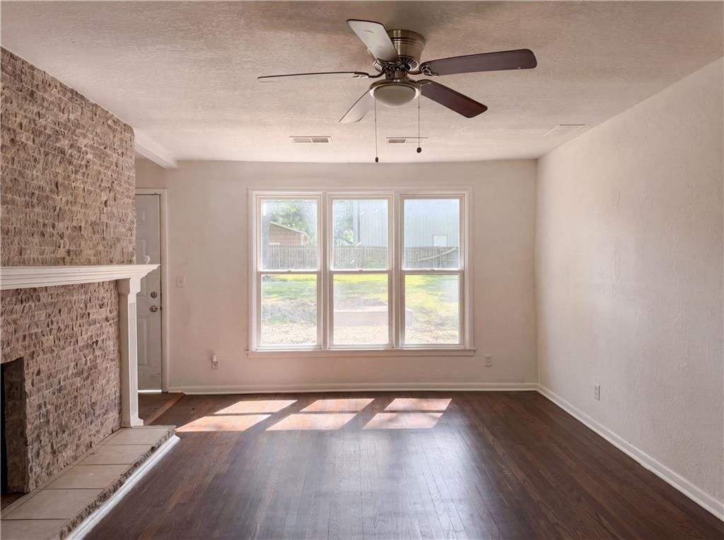 1825 Bren Mar Road — photo 3