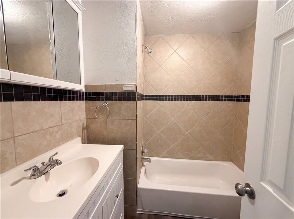 1825 Bren Mar Road — photo 13