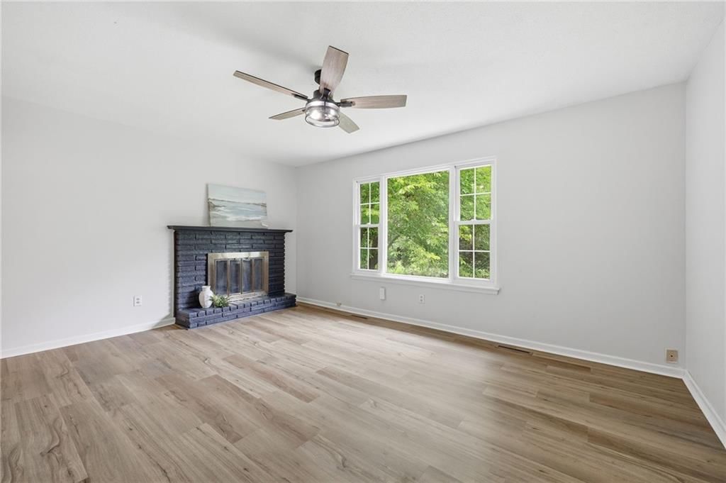 1525 N 75th Drive — photo 13