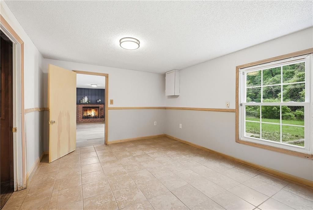 1525 N 75th Drive — photo 27