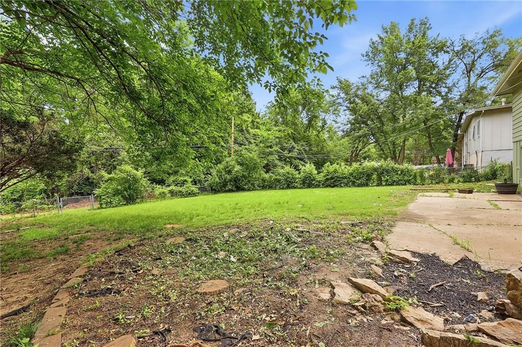 1525 N 75th Drive — photo 28