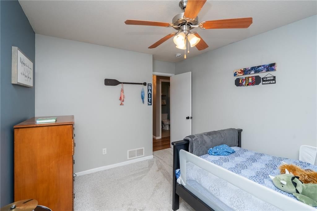 319 W 26th Street — photo 25