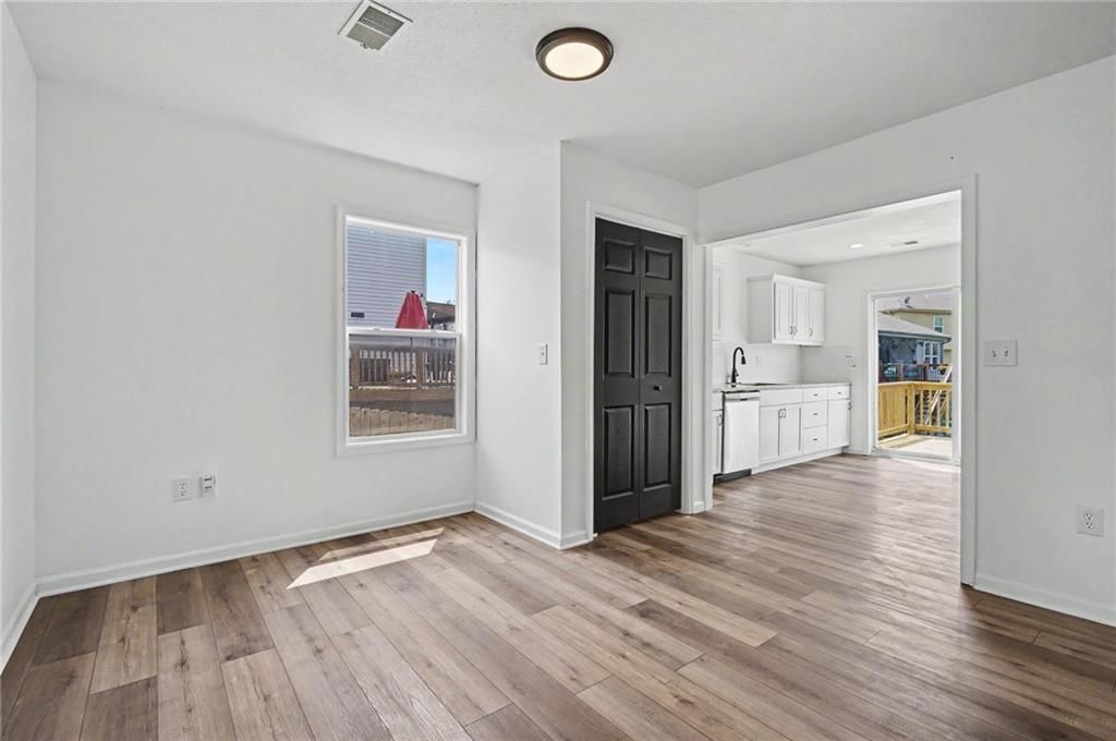 2032 S 47th Terrace — photo 14