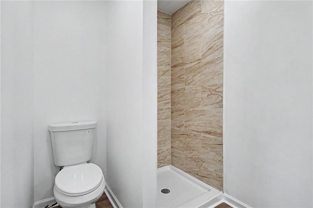 2032 S 47th Terrace — photo 25