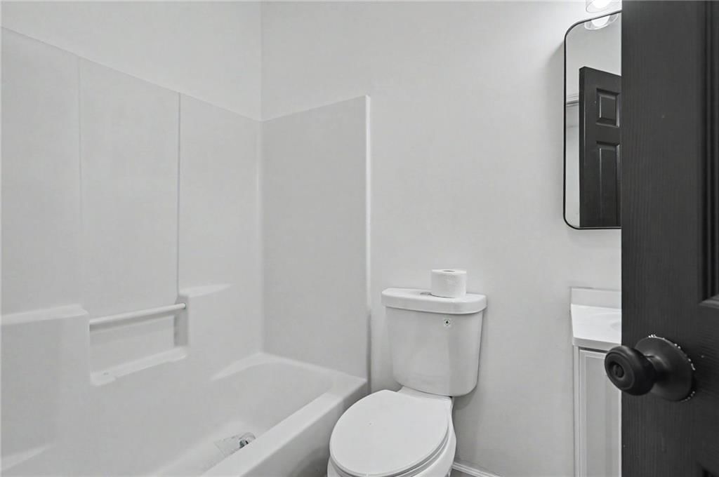 2032 S 47th Terrace — photo 35