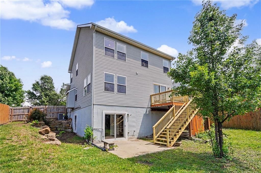 2032 S 47th Terrace — photo 42
