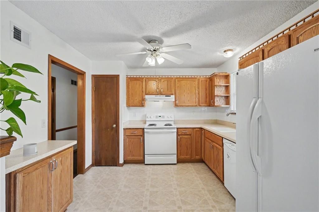 2940 S 42nd Street — photo 10