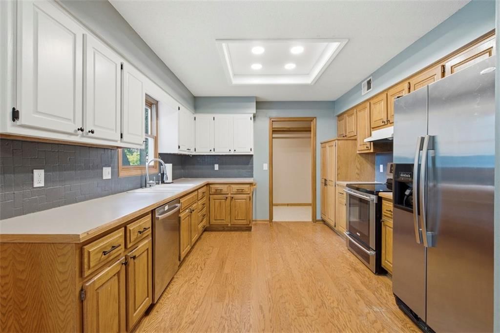 14511 W 69th Street — photo 16