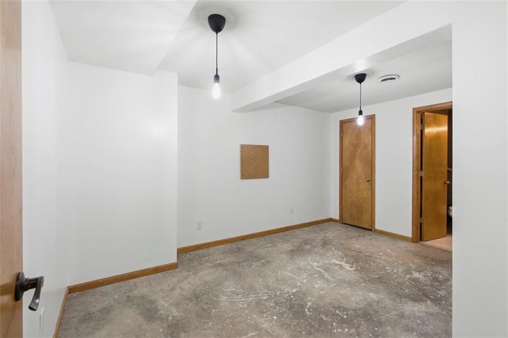 14511 W 69th Street — photo 34