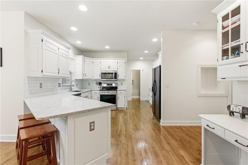 12905 W 142nd Street — photo 16