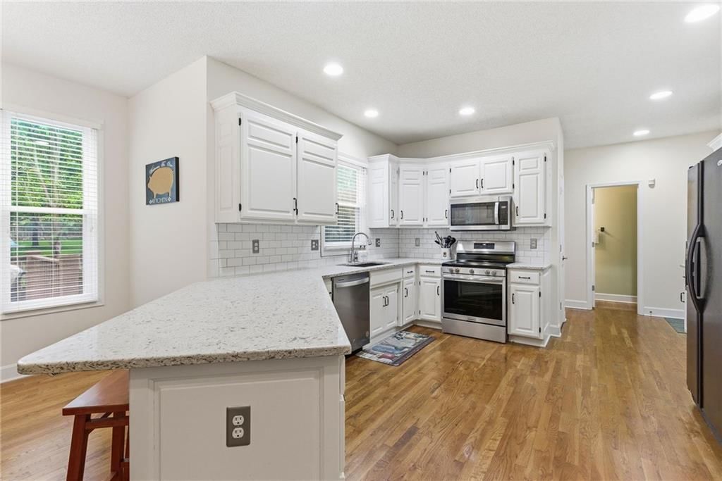 12905 W 142nd Street — photo 17