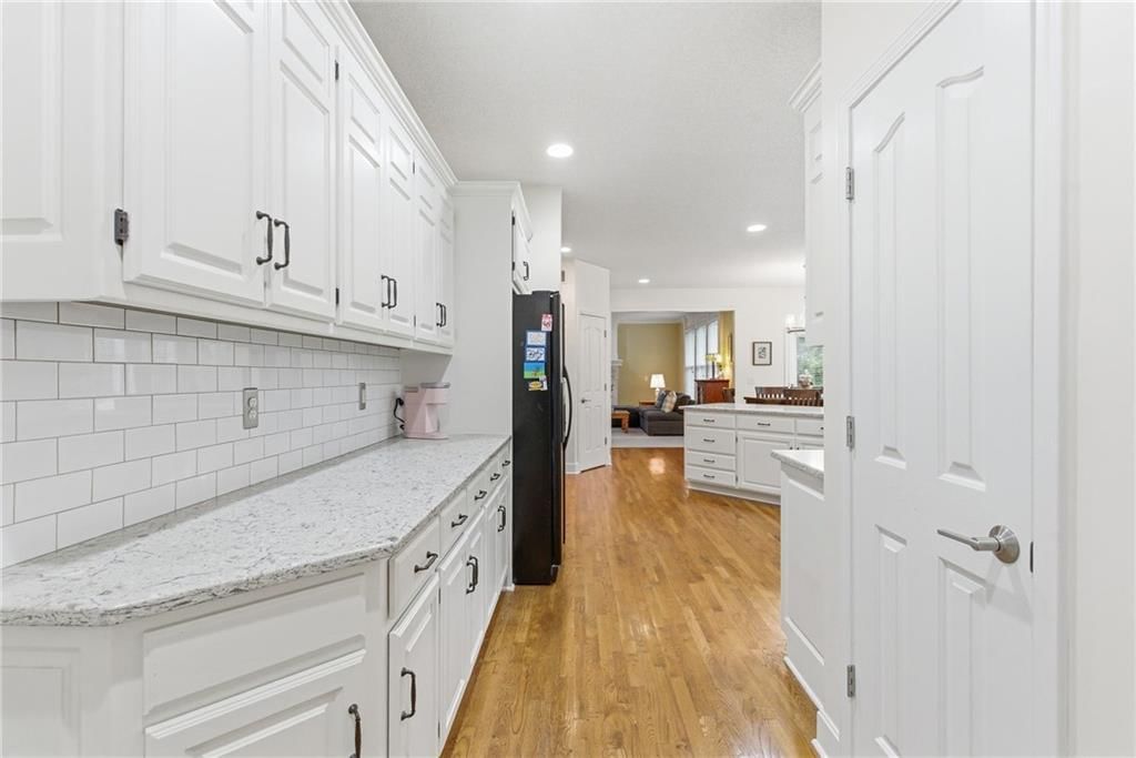 12905 W 142nd Street — photo 20