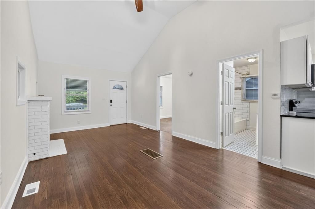 7637 JEFFERSON Street — photo 6