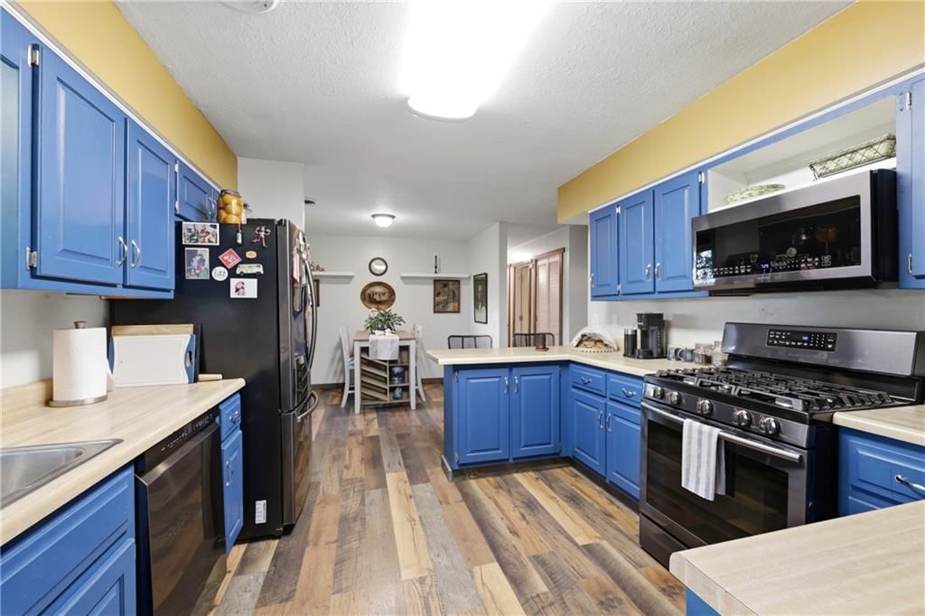 703 NE 102 P Road — photo 15