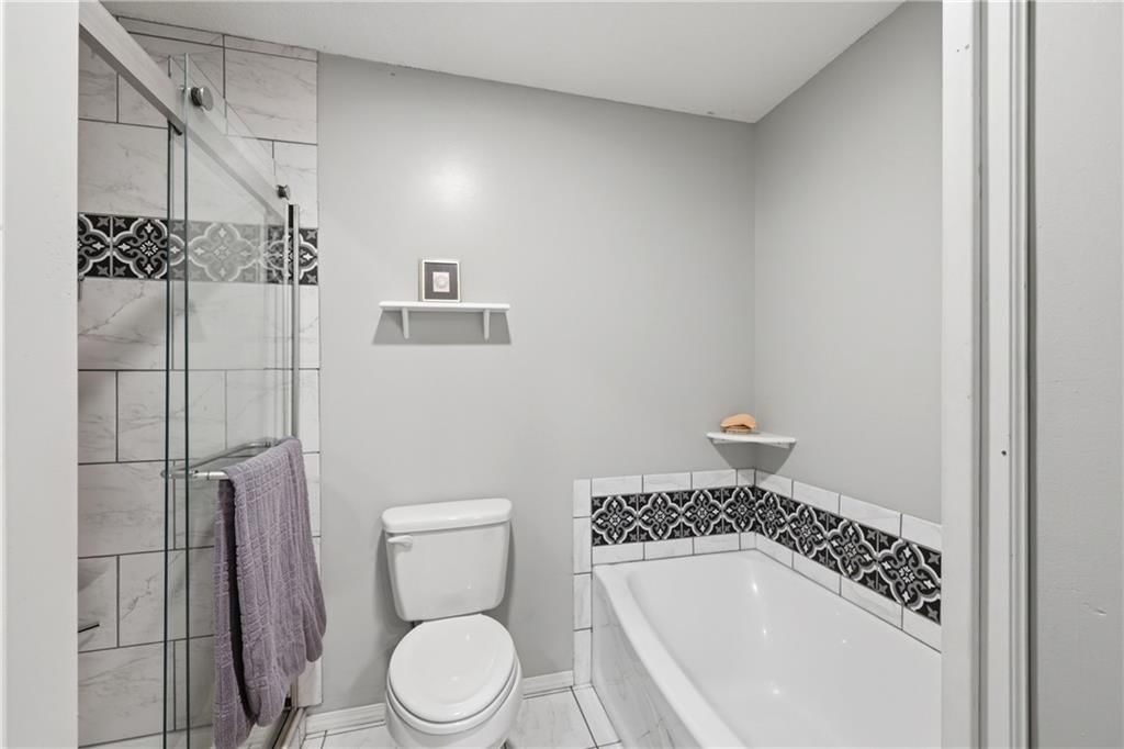 703 NE 102 P Road — photo 29